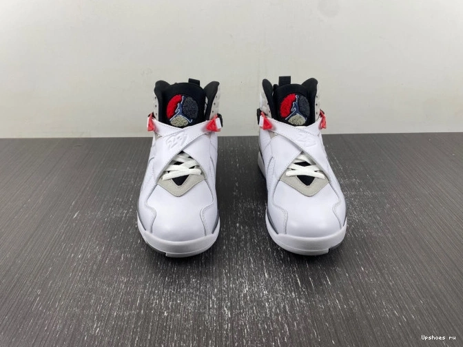 Retro Jordan  CDP Bunny Bugs 8  305381-103 0423